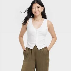 a new day White‎ V-Neck Buttoned Tank Top